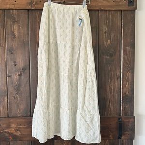 Old Navy Flowey maxi skirt